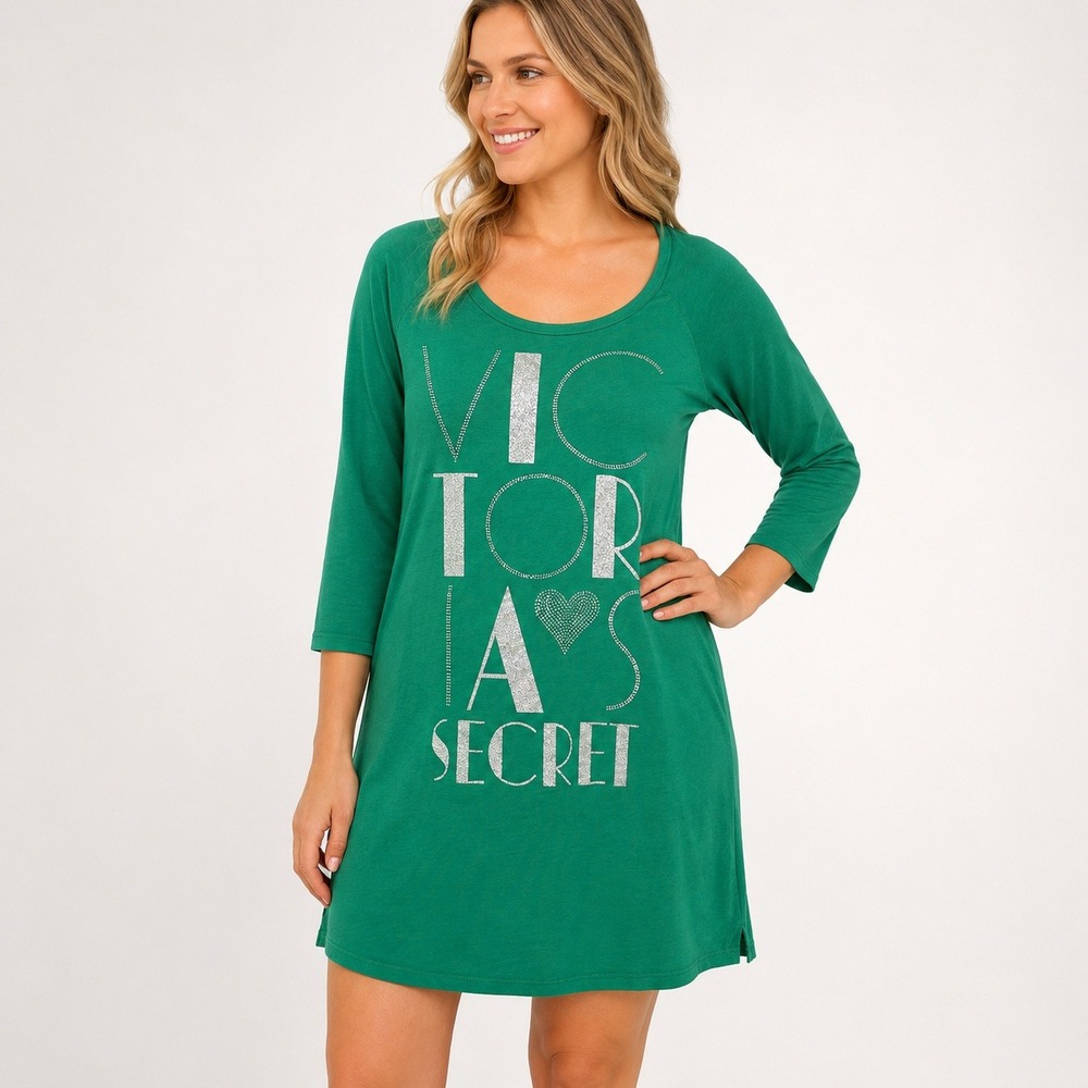 Victoria's Secret Women's M Green Holiday Sleep Shirt Metallic Logo 3/4 Sleeve